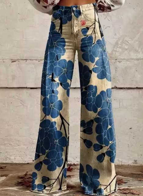 Anzhela - Weite Hose mit buntem Druck