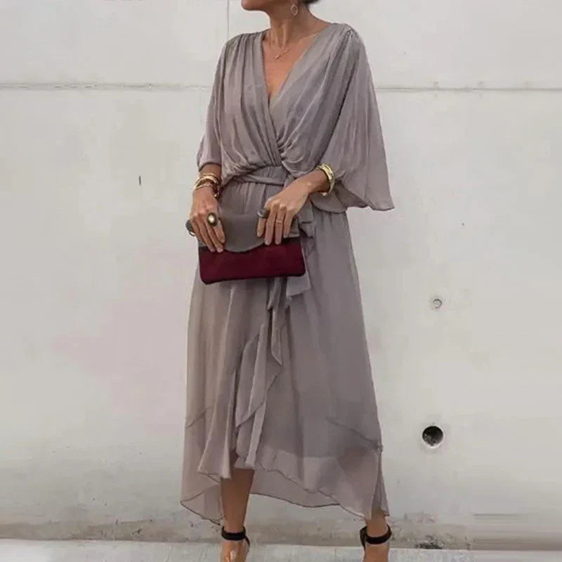Amanda - Elegantes Kleid mit V-Ausschnitt