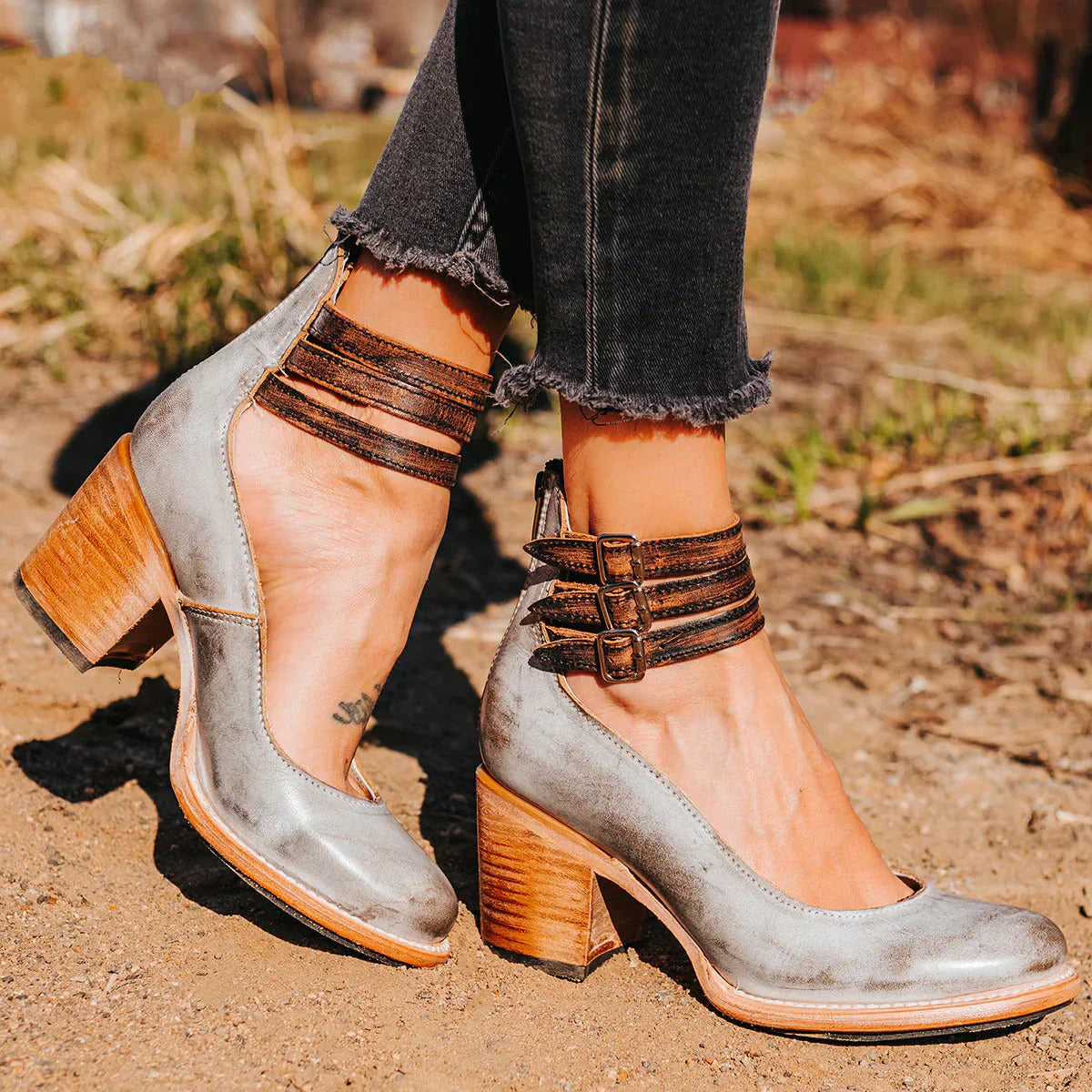Neda - Modische Pumps mit Knöchelriemen