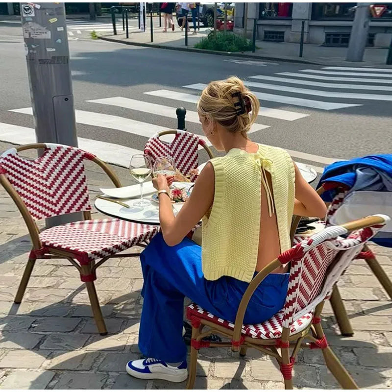 Leona - Gestricktes, rückenfreies Top mit Schnürun